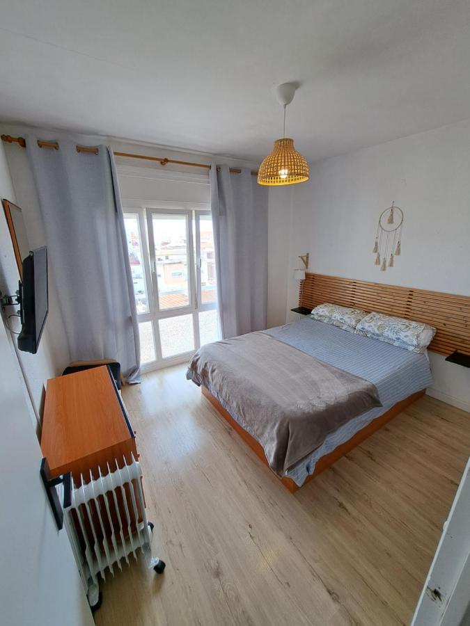 Precioso Apartamento En L'Hospitalet De L'Infant Bagian luar foto